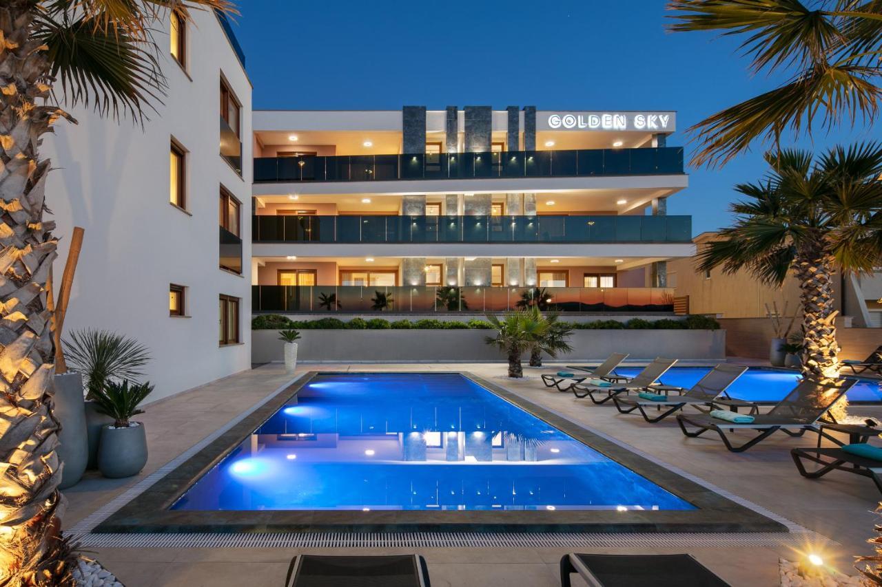 Malibu Imperial Resort Vir Exterior foto